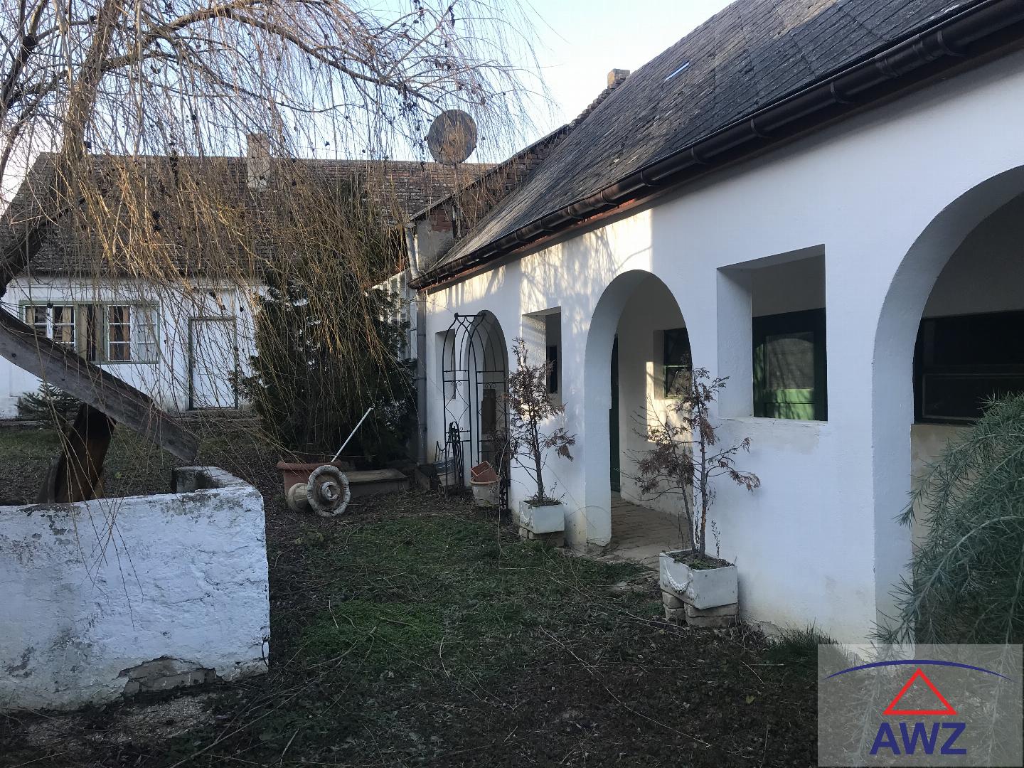 Nordöstliches Weinviertel Schönes Bauernhaus mit 2