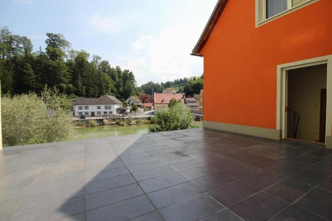 GÜNSTIGE Wohnung wie ein Haus - mit wunderschöner Terrasse und Ausblick! GÜNSTIGE Wohnung wie ein Haus - mit wunderschöner Terrasse und Ausblick!